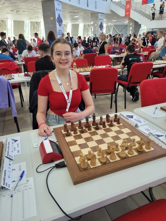 manon-6e-au-championnat-du-monde-club-d-echecs-metz-fischer